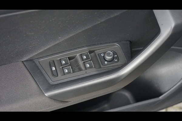 Volkswagen T-Roc 1.5 TSI AUTOMAAT|ACC|CAMERA|CARPLAY|CLIMA|NAVIGATIE|PARKEERSENSOREN