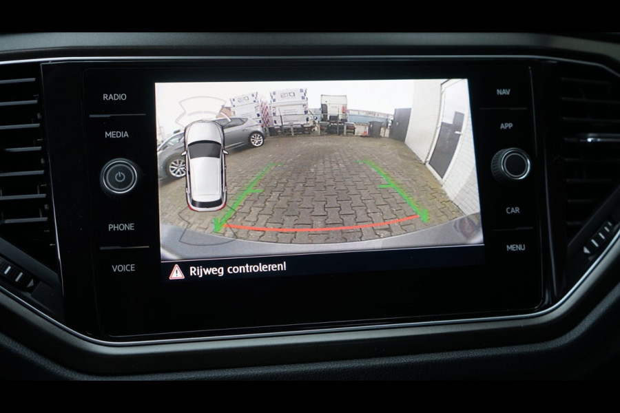 Volkswagen T-Roc 1.5 TSI AUTOMAAT|ACC|CAMERA|CARPLAY|CLIMA|NAVIGATIE|PARKEERSENSOREN