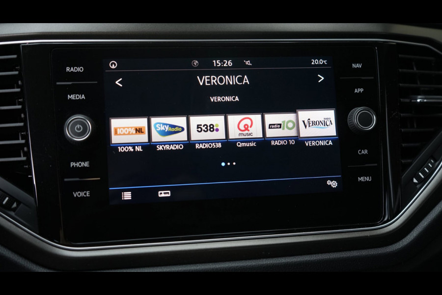 Volkswagen T-Roc 1.5 TSI AUTOMAAT|ACC|CAMERA|CARPLAY|CLIMA|NAVIGATIE|PARKEERSENSOREN