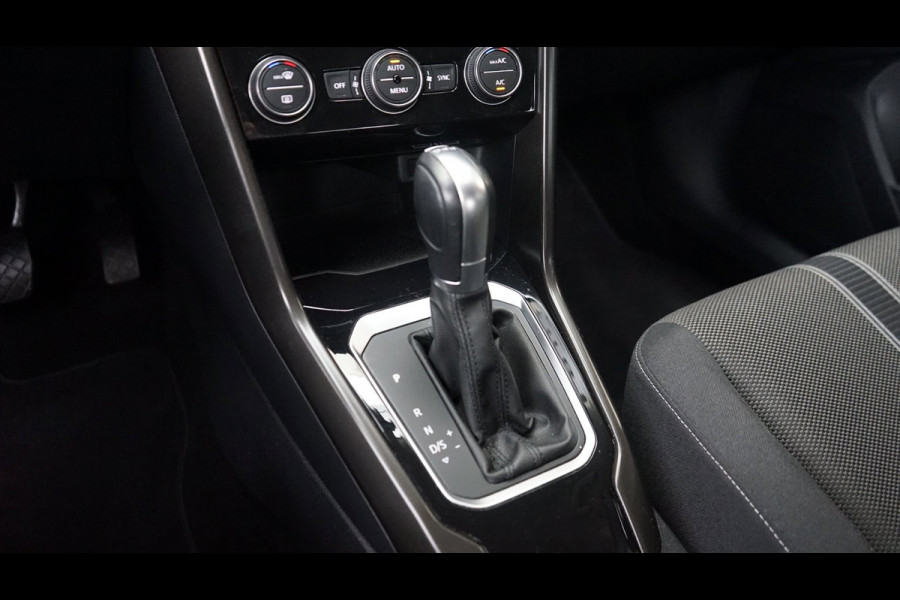 Volkswagen T-Roc 1.5 TSI AUTOMAAT|ACC|CAMERA|CARPLAY|CLIMA|NAVIGATIE|PARKEERSENSOREN