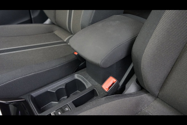 Volkswagen T-Roc 1.5 TSI AUTOMAAT|ACC|CAMERA|CARPLAY|CLIMA|NAVIGATIE|PARKEERSENSOREN