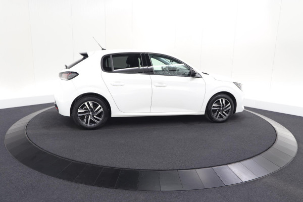 Peugeot 208 PureTech 75 Allure | Camera | Apple Carplay | Parkeersensoren | Climate Control