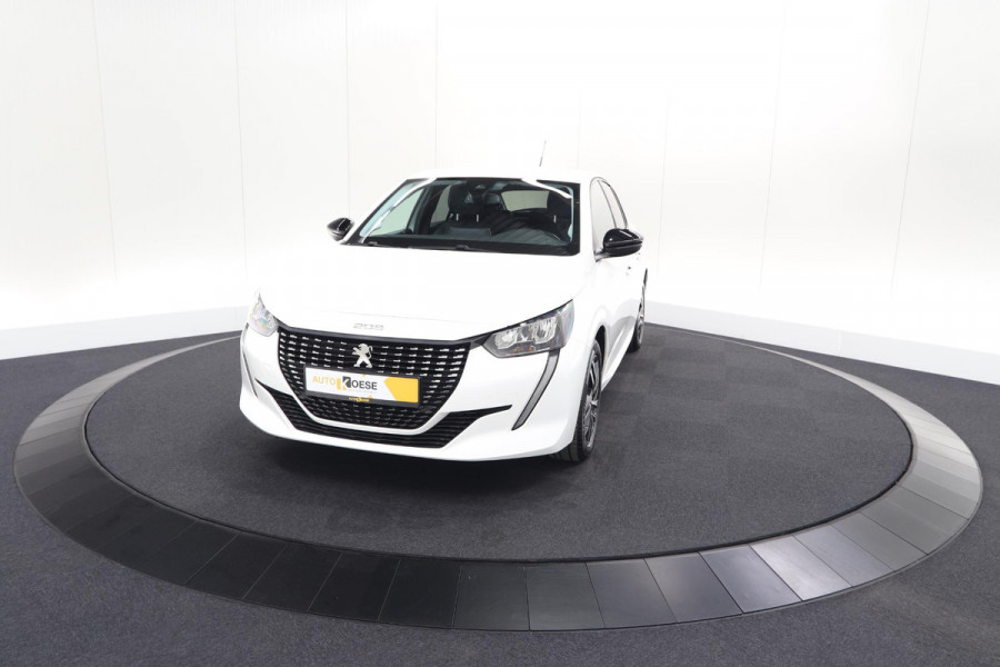 Peugeot 208 PureTech 75 Allure | Camera | Apple Carplay | Parkeersensoren | Climate Control