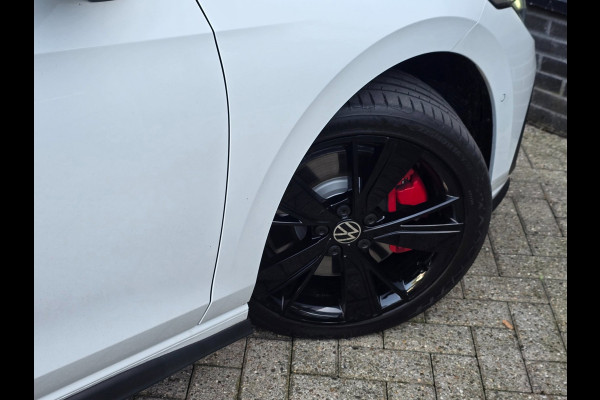 Volkswagen Golf 1.4 eHybrid GTE / Aut / Acc / Dode Hoek / Lane Assist / Apple Carplay / Led / Pdc / Allu Velgen