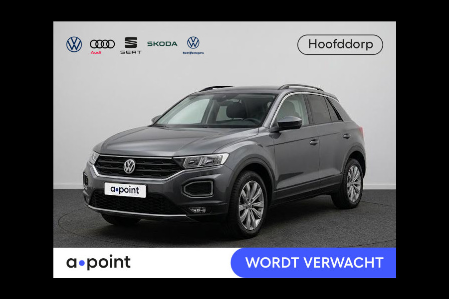 Volkswagen T-Roc 1.0 TSI Style 110 PK | Navigatie | 17" LM velgen | Alarm | Privacy glas |
