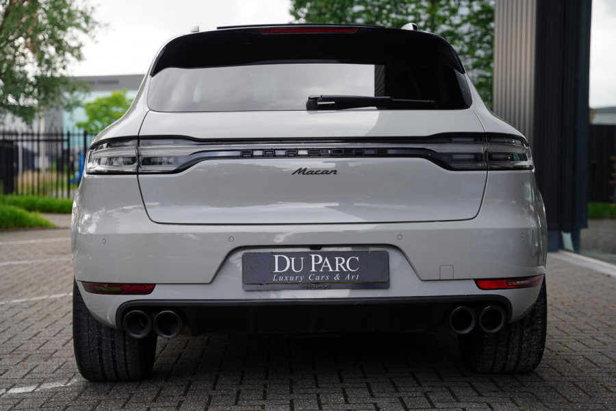 Porsche Macan 2.0 / Luchtvering / Panoramadak