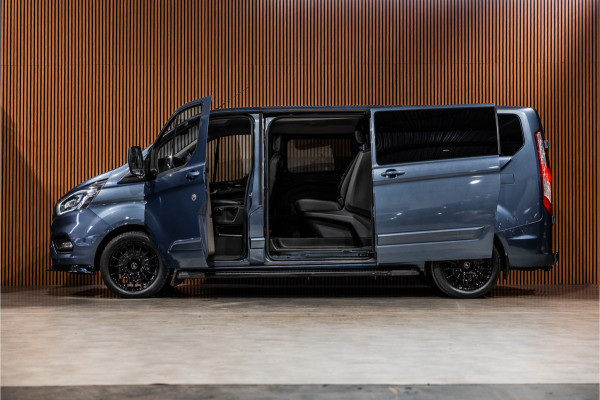 Ford Transit Custom 320 2.0 TDCI 170 PK L2H1 Limited DC | ACC | Navigatie | CarPlay | Camera | Trekhaak | Stoelverwarming | L+R Schuifdeur | Dodehoek | DAB | Dubbel cabine | Nieuwe APK | Euro 6