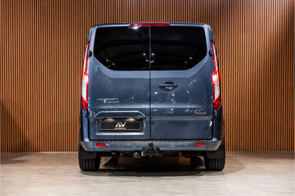 Ford Transit Custom 320 2.0 TDCI 170 PK L2H1 Limited DC | ACC | Navigatie | CarPlay | Camera | Trekhaak | Stoelverwarming | L+R Schuifdeur | Dodehoek | DAB | Dubbel cabine | Nieuwe APK | Euro 6