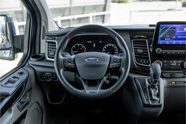 Ford Transit Custom 320 2.0 TDCI 170 PK L2H1 Limited DC | ACC | Navigatie | CarPlay | Camera | Trekhaak | Stoelverwarming | L+R Schuifdeur | Dodehoek | DAB | Dubbel cabine | Nieuwe APK | Euro 6