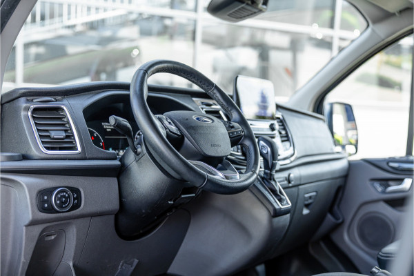 Ford Transit Custom 320 2.0 TDCI 170 PK L2H1 Limited DC | ACC | Navigatie | CarPlay | Camera | Trekhaak | Stoelverwarming | L+R Schuifdeur | Dodehoek | DAB | Dubbel cabine | Nieuwe APK | Euro 6