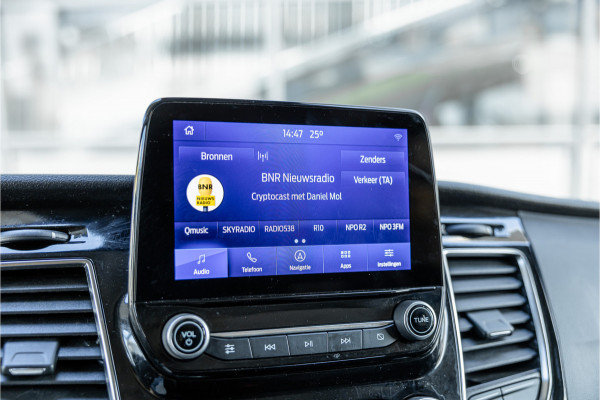 Ford Transit Custom 320 2.0 TDCI 170 PK L2H1 Limited DC | ACC | Navigatie | CarPlay | Camera | Trekhaak | Stoelverwarming | L+R Schuifdeur | Dodehoek | DAB | Dubbel cabine | Nieuwe APK | Euro 6