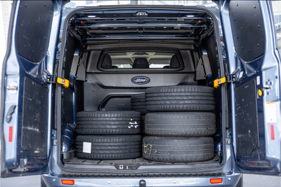 Ford Transit Custom 320 2.0 TDCI 170 PK L2H1 Limited DC | ACC | Navigatie | CarPlay | Camera | Trekhaak | Stoelverwarming | L+R Schuifdeur | Dodehoek | DAB | Dubbel cabine | Nieuwe APK | Euro 6