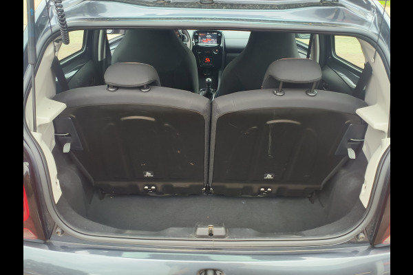 Citroën C1 1.0 VTi Urban Ride uit 2020 Rijklaar + 12 maanden Bovag-garantie “Sinds 1970 | 5.000+ reviews | Score 9,5 | Service zoals ’t hoort” Henk Jongen Auto's in Helmond,  al 50 jaar service zoals 't hoort!