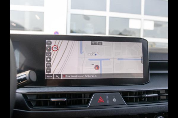 Kia Stonic 1.0 T-GDi MHEV DynamicLine | Navi. | Clima. | Parkeersensoren | Stoel&Stuur Verwarming | Dakrails