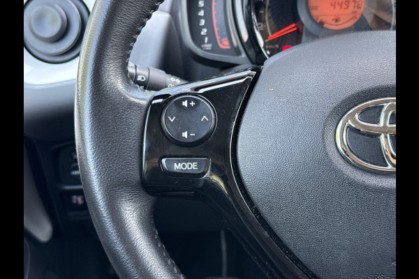Toyota Aygo 1.0 VVT-i x-play | Cruisec. | Camera | Airco | Carplay | Sportvelgen