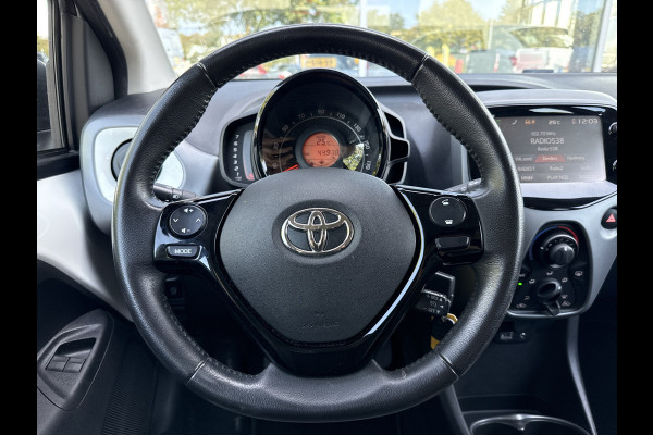 Toyota Aygo 1.0 VVT-i x-play | Cruisec. | Camera | Airco | Carplay | Sportvelgen
