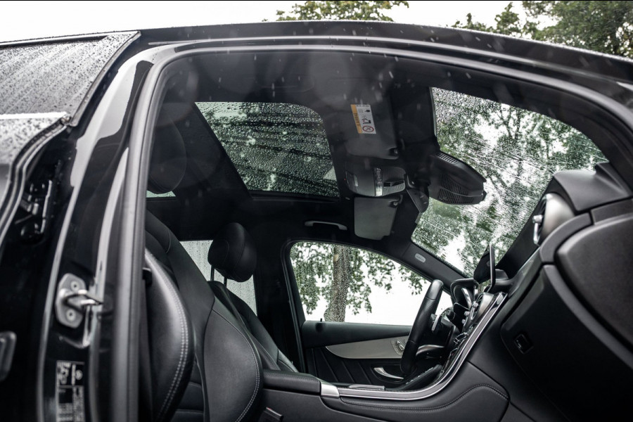 Mercedes-Benz GLC 300 4MATIC Premium Plus Panoramadak I Trekhaak I Burmester I Led I Vol leder I HeadUp I Dealeronderhouden