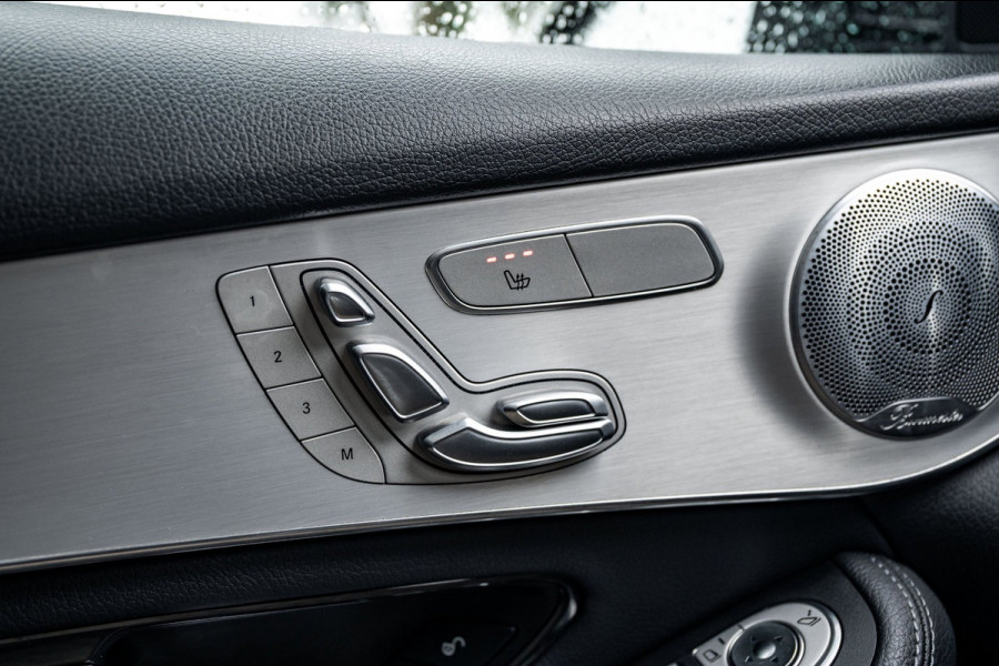 Mercedes-Benz GLC 300 4MATIC Premium Plus Panoramadak I Trekhaak I Burmester I Led I Vol leder I HeadUp I Dealeronderhouden