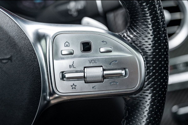 Mercedes-Benz GLC 300 4MATIC Premium Plus Panoramadak I Trekhaak I Burmester I Led I Vol leder I HeadUp I Dealeronderhouden