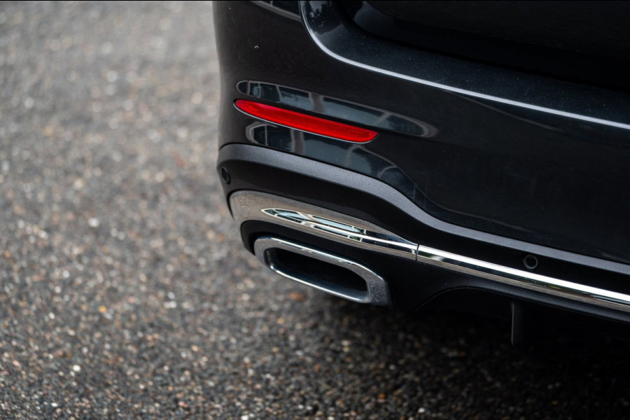 Mercedes-Benz GLC 300 4MATIC Premium Plus Panoramadak I Trekhaak I Burmester I Led I Vol leder I HeadUp I Dealeronderhouden