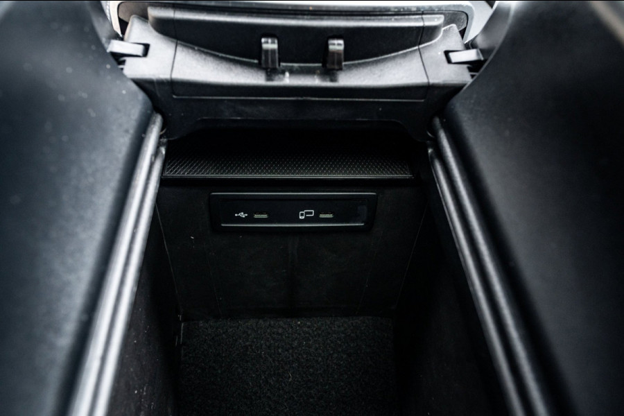 Mercedes-Benz GLC 300 4MATIC Premium Plus Panoramadak I Trekhaak I Burmester I Led I Vol leder I HeadUp I Dealeronderhouden