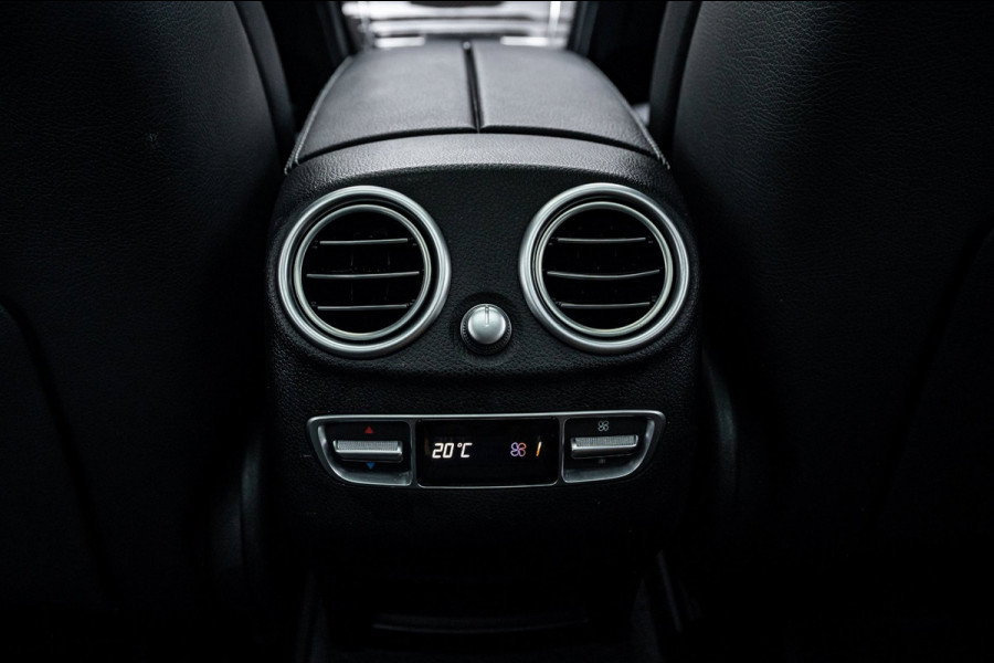 Mercedes-Benz GLC 300 4MATIC Premium Plus Panoramadak I Trekhaak I Burmester I Led I Vol leder I HeadUp I Dealeronderhouden