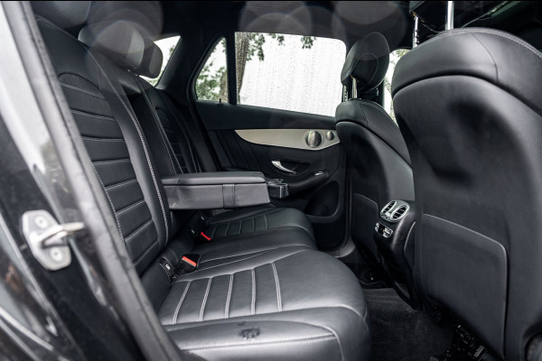 Mercedes-Benz GLC 300 4MATIC Premium Plus Panoramadak I Trekhaak I Burmester I Led I Vol leder I HeadUp I Dealeronderhouden