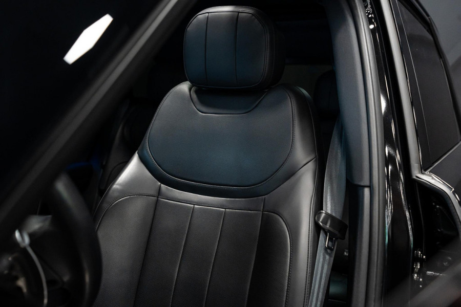 Land Rover Range Rover Sport D250 HSE Dynamic Stealth *Panorama / Meridian / Stoelventilatie / HUD / Keyless / Surround-view*