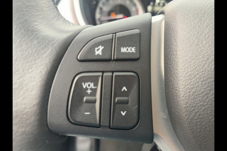 Suzuki Vitara 1.4 Boosterjet Select Rhino Edition Smart Hybrid uit 2025 Rijklaar + Fabrieksgarantie Henk Jongen Auto's in Helmond,  al 50 jaar service zoals 't hoort!