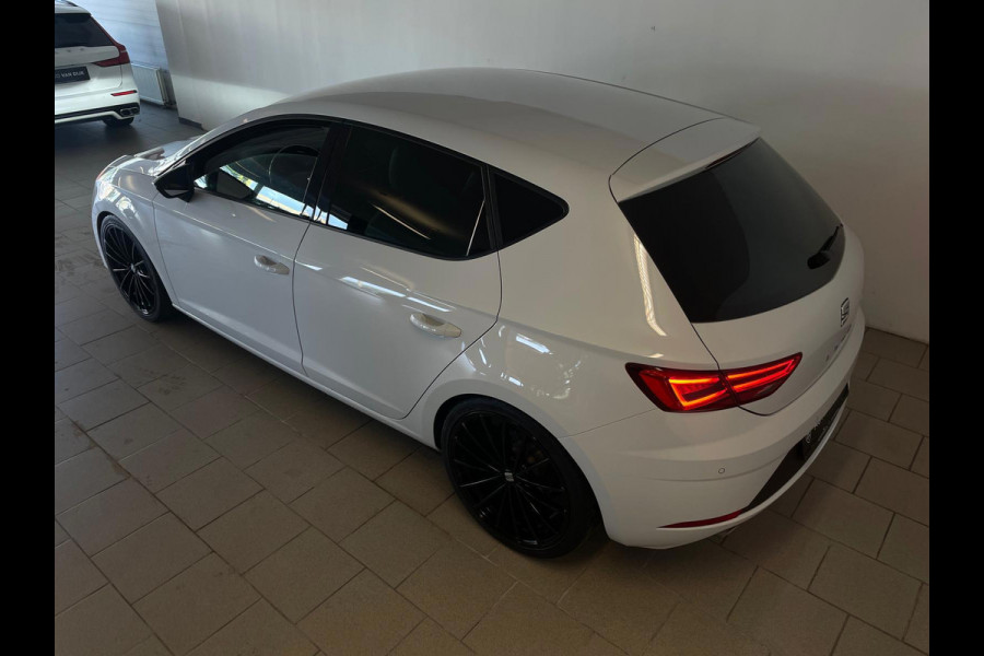 Seat Leon 2.0 TSI FR 190PK DSG AUTOMAAT AIRCO NAVI CRUISE CAM VIRT COCKPIT STOELVERW 19 INCH VELG PDC LED NIEUWSTAAT