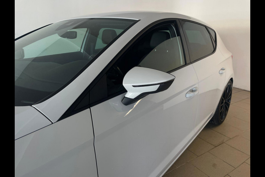 Seat Leon 2.0 TSI FR 190PK DSG AUTOMAAT AIRCO NAVI CRUISE CAM VIRT COCKPIT STOELVERW 19 INCH VELG PDC LED NIEUWSTAAT