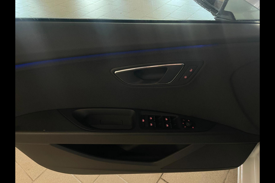 Seat Leon 2.0 TSI FR 190PK DSG AUTOMAAT AIRCO NAVI CRUISE CAM VIRT COCKPIT STOELVERW 19 INCH VELG PDC LED NIEUWSTAAT