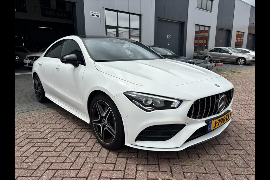 Mercedes-Benz CLA-Klasse 220 4MATIC AMG Premium