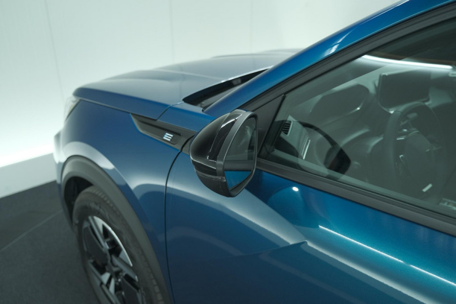Peugeot e-2008 EV Allure Avantage 54 kWh | SOH 97,8% | 11 KW Lader | Apple Carplay | Parkeersensoren