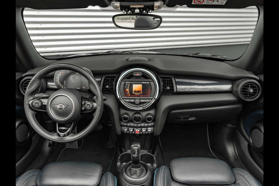 MINI Cabrio 1.5 Cooper - Sidewalk Edition - Yours Leder - Stoelverwarming
