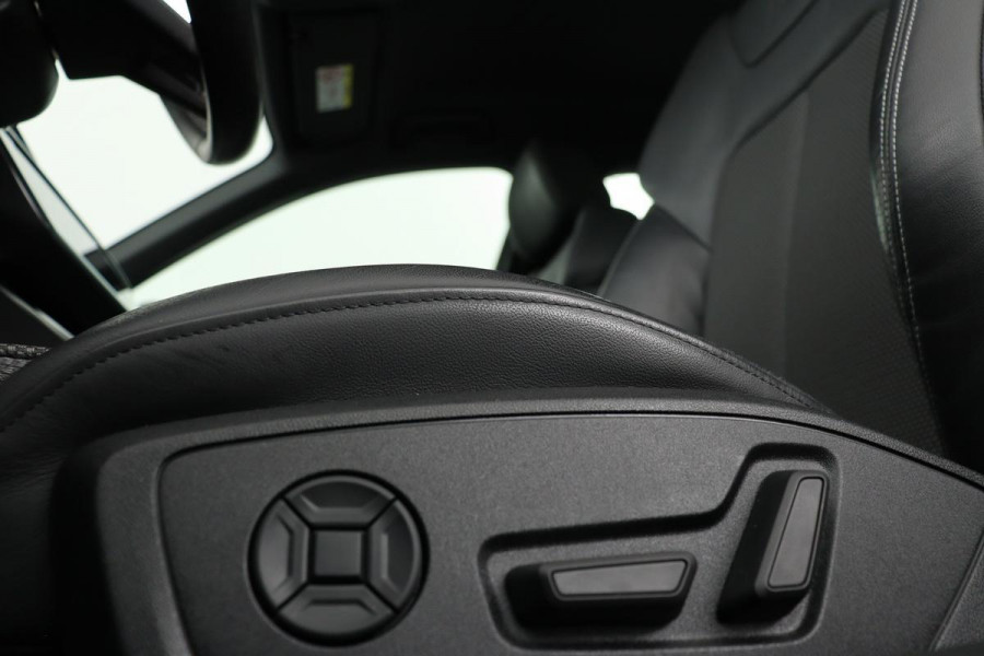 Audi A6 45 TFSI S edition | 360 camera | Sportstoelen | Side Assist | Carplay | Half leder | Virtual Cockpit | Navigatie | Memory | Full LED | S Line