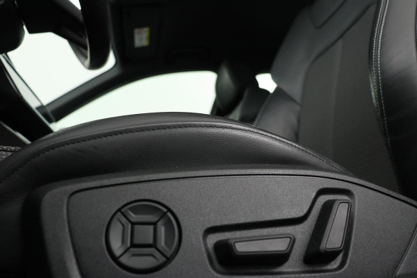 Audi A6 45 TFSI S edition | 360 camera | Sportstoelen | Side Assist | Carplay | Half leder | Virtual Cockpit | Navigatie | Memory | Full LED | S Line