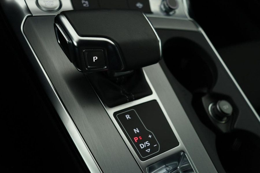 Audi A6 45 TFSI S edition | 360 camera | Sportstoelen | Side Assist | Carplay | Half leder | Virtual Cockpit | Navigatie | Memory | Full LED | S Line