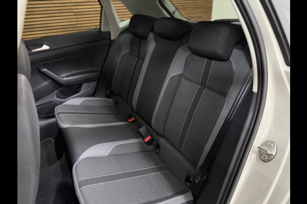 Volkswagen Polo 1.0 TSI Style Black Edition Business | Matrix LED | IQ.Light |CarPlay | Stoelverwarming | ACC | Camera | Trekhaak