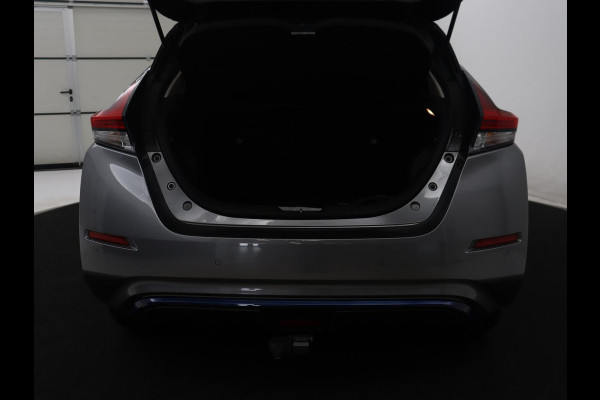 Nissan LEAF e+ Tekna 62 kWh | SOH 89.4% | Leder | Stuur/stoel verwarming | 360 camera | Adaptive cruise | Carplay | BOSE sound | Climate control | Dodehoek detectie | Full LED | Trekhaak |