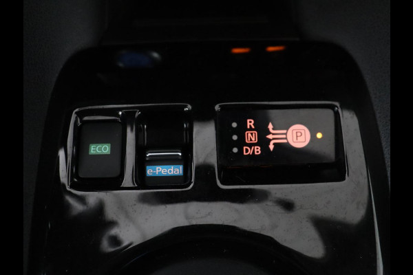 Nissan LEAF e+ Tekna 62 kWh | SOH 89.4% | Leder | Stuur/stoel verwarming | 360 camera | Adaptive cruise | Carplay | BOSE sound | Climate control | Dodehoek detectie | Full LED | Trekhaak |