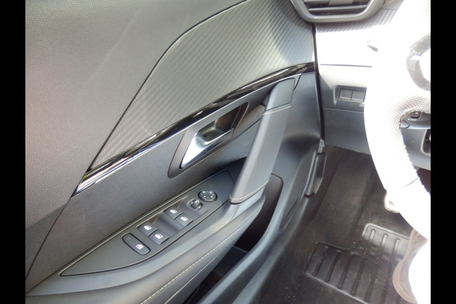 Peugeot 208 1.2 PT 100 GT I 360 Camera I Nav. I