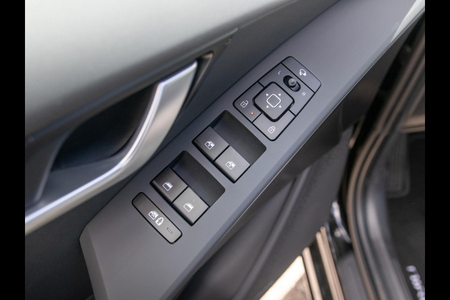 Kia Niro 1.6 GDi Hybrid DynamicPlusLine | Actieprijs* | Navi. | Clima. | Adapt. Cruise. | Parkeersensoren | Achteruitrijcamera | Bekleding In Lederlook | Dodehoekassistentie | Schuif-/Kanteldak | Stoel&Stuur Verwarming