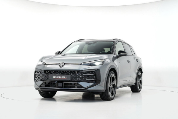 Volkswagen T-Roc 1.5 eTsi R-Line First Edition Pano/360/Trekhaak/HUD