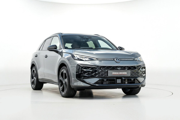 Volkswagen T-Roc 1.5 eTsi R-Line First Edition Pano/360/Trekhaak/HUD
