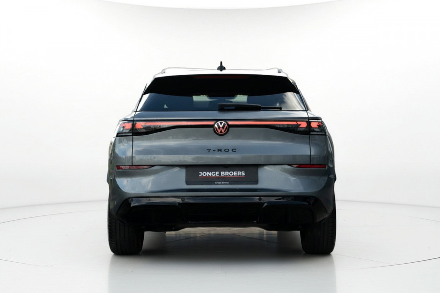 Volkswagen T-Roc 1.5 eTsi R-Line First Edition Pano/360/Trekhaak/HUD