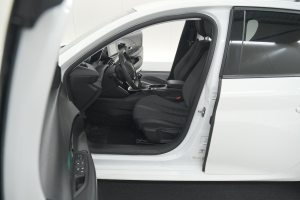 Peugeot 208 PureTech 100 Allure | Apple Carplay | Parkeersensoren | Lichtmetalen velgen
