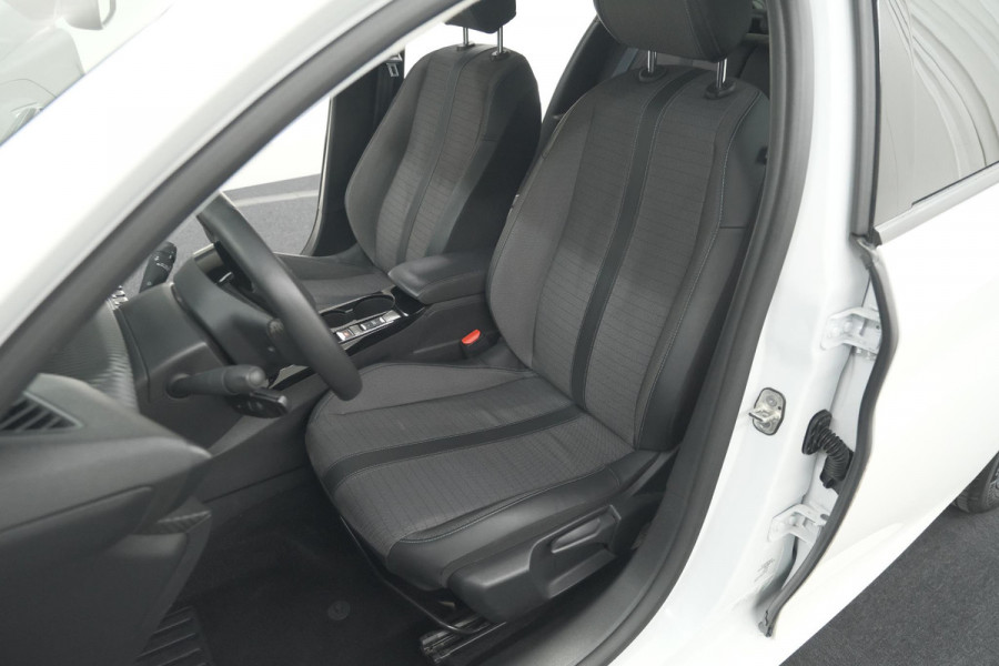 Peugeot 208 PureTech 100 Allure | Apple Carplay | Parkeersensoren | Lichtmetalen velgen