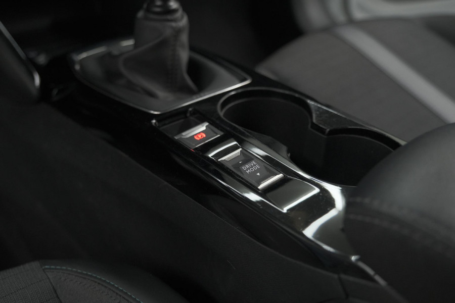 Peugeot 208 PureTech 100 Allure | Apple Carplay | Parkeersensoren | Lichtmetalen velgen
