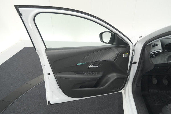 Peugeot 208 PureTech 100 Allure | Apple Carplay | Parkeersensoren | Lichtmetalen velgen